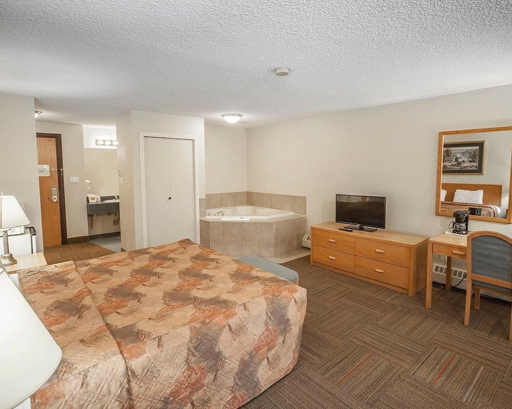 Econolodge Inn&Suites Hinton Esterno foto